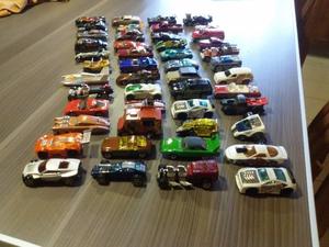 SE VENDE COLECCIÓN HOT WHEELS.Córdoba Capital. SIN USO