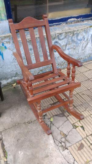 Antiguo sillón de algarrobo hamaca impecable