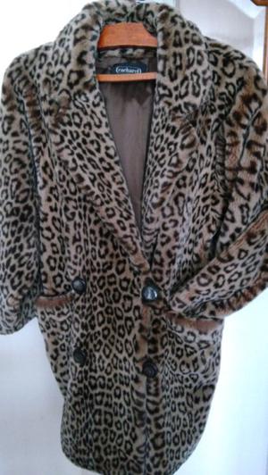 Hermoso sacon Cacharel animal print