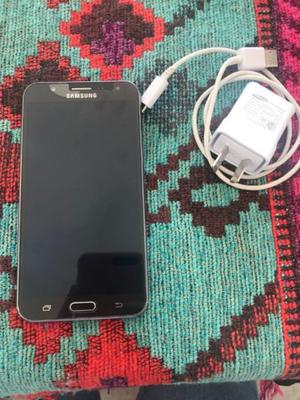 SAMSUNG GALAXY J7