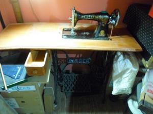 maquina de coser SINGER