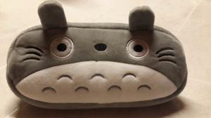 Cartuchera de Totoro