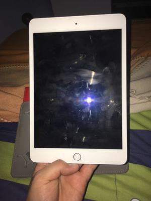 iPad mini 4 muy poco uso impecable 