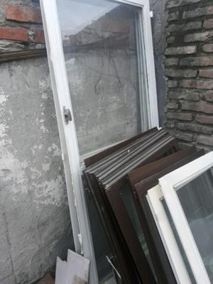 Hojas d ventanas chapa con vidrio incluido