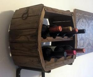 Bodega de madera para 7 vinos