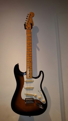 Guitarra Squier Classic Vibe By Fender Sunburst