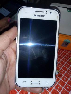 Vendo Samsung j1 Ace muy buen estado con caja, cargador y