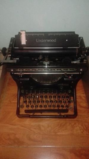 Máquina escribir antigua