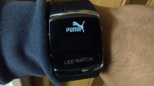 Reloj negro digital puma