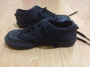 Adidas Nizza negras