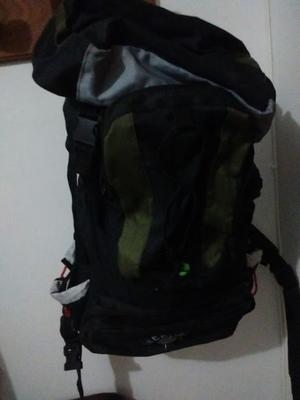 Mochila Terra Impermeable 70 Lts Camping Trekking