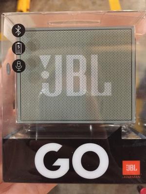 Parlante inalámbrico JBL