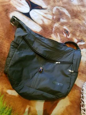 Bolso solo venta por mudanza.