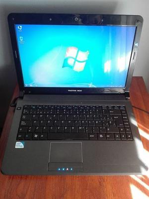 Notebook/4 GB Memoria/500 GB Disco duro