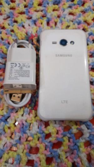 Samsung Galaxy J1 Ace libre
