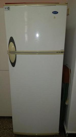 Heladera Bambi con frezeer