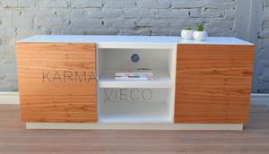 Mueble Tv Lcd Mesa Plasma Laqueado Rack Puertas Paraiso