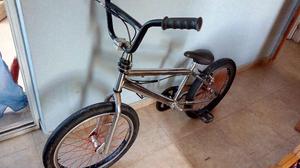 Bicicleta BMX Freestyle-Calle