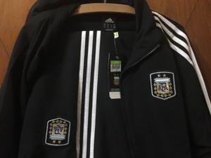 Conjunto deportivo Adidas seleccion Argentina Nuevo