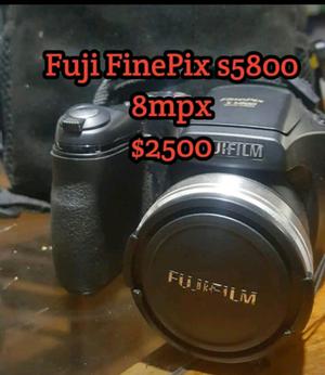 Fuji FinePix S