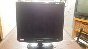 MONITOR LED CUADRADO SAMSUNG