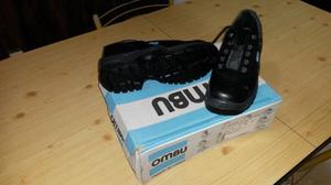 Vendo calzado de seguridad Ombu
