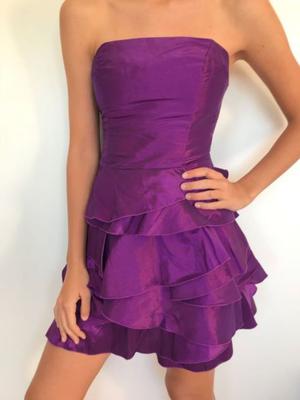 Vestido de fiesta violeta