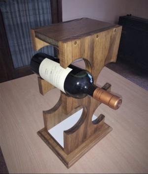 Vinoteca para 4 vinos, diseño único! Madera maciza