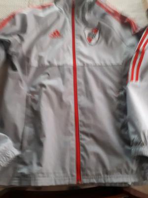 Campera rompe viento River 