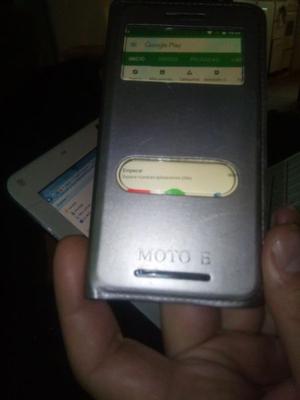 Motorola E Primera Generacion con funda