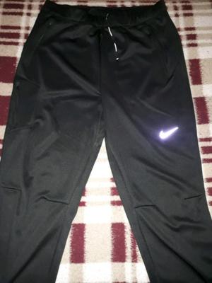 Pantalón deportivo Nike Dri Fit nuevo sin uso 100% original