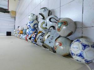 Coleccion de pelotas de futbol