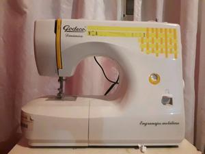 Maquina de coser godeco