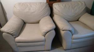 Vendo dos sillones individuales, en buen estado.