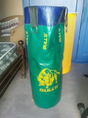 VENDO BOLSA DE BOXEO BULLS USADA