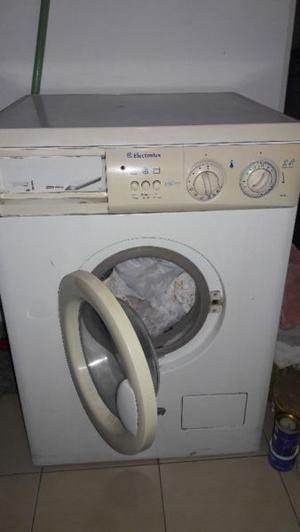 VENDO LAVARROPAS ELECTROLUX