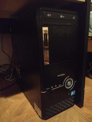 OPORTUNIDAD!! Vendo CPU+Pantalla 20"+amplificador