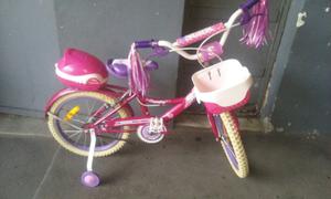 vendo bicicleta impecable de nena sin uso