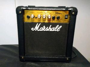 Amplificador Marshall MG 10 CD