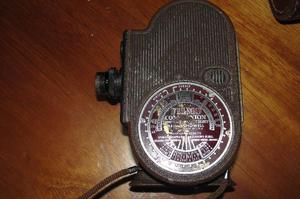 Antigua filmadora Bell and Howell