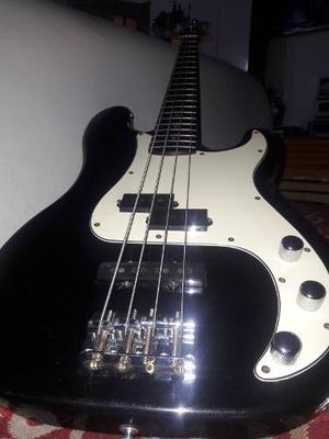 Bajo Squier Precision Bass Special Standard