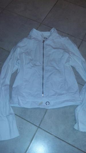 Campera blanca remate!! $50