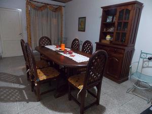 IMPECABLE JUEGO DE COMEDOR EN ALGARROBO MACIZO DE 1ERA