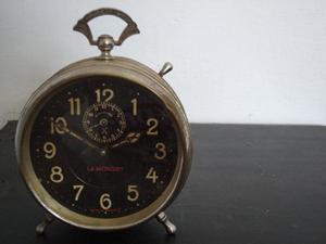 Reloj Despertador Antiguo Marca La Mercury