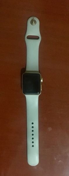 Apple Watch Series 2 38mm Color Oro