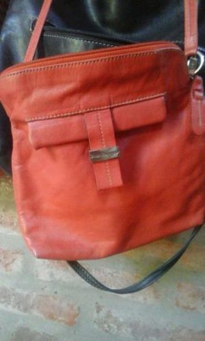 CARTERA (tipo bandolera)DE CUERO HUSH PUPPIES