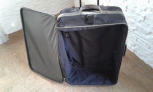 Valija Samsonite. 2 ruedas traseras. Ideal para despachar en