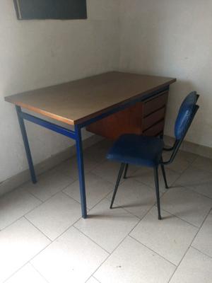 Vendo Escritorio y silla