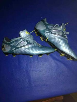 Botines con tapones adidas messi talle 39 impecables