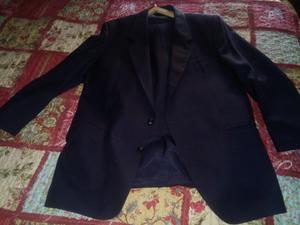 Vendo traje de hombre talle M